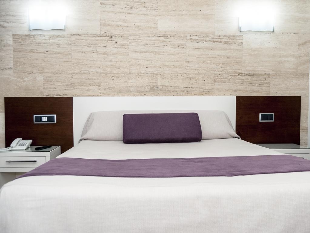 Escuderos Hotel Cruz Argamasilla de Calatrava Room photo